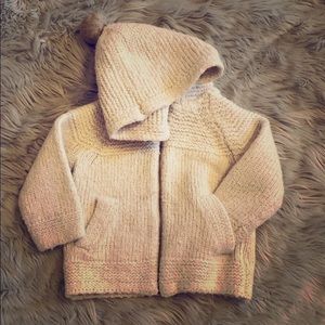 Soft and Warm knitted hoodie